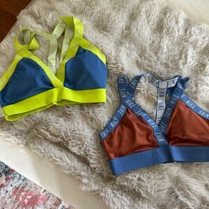 Set of 2 Nike Indy sport bras medium